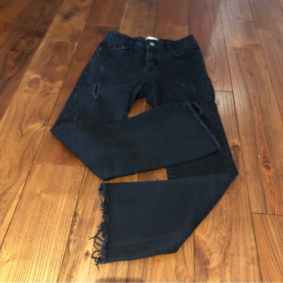 Howluk black perfect fit stretchy distress raw hams  3/4 ladies size small jeans - Picture 7 of 16